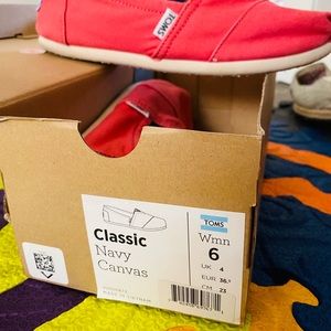 Toms women shoes
